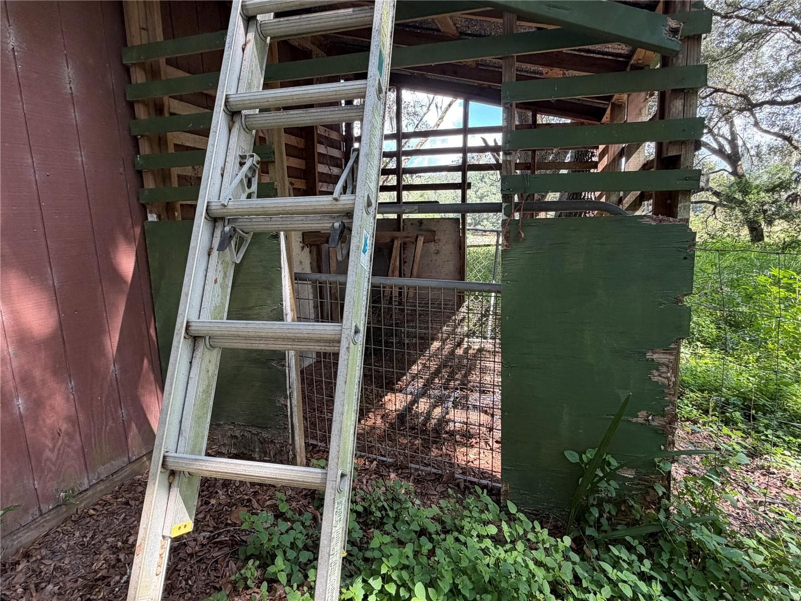 Barn / chicken coop - 11324 EM EN EL GROVE RD, LEESBURG