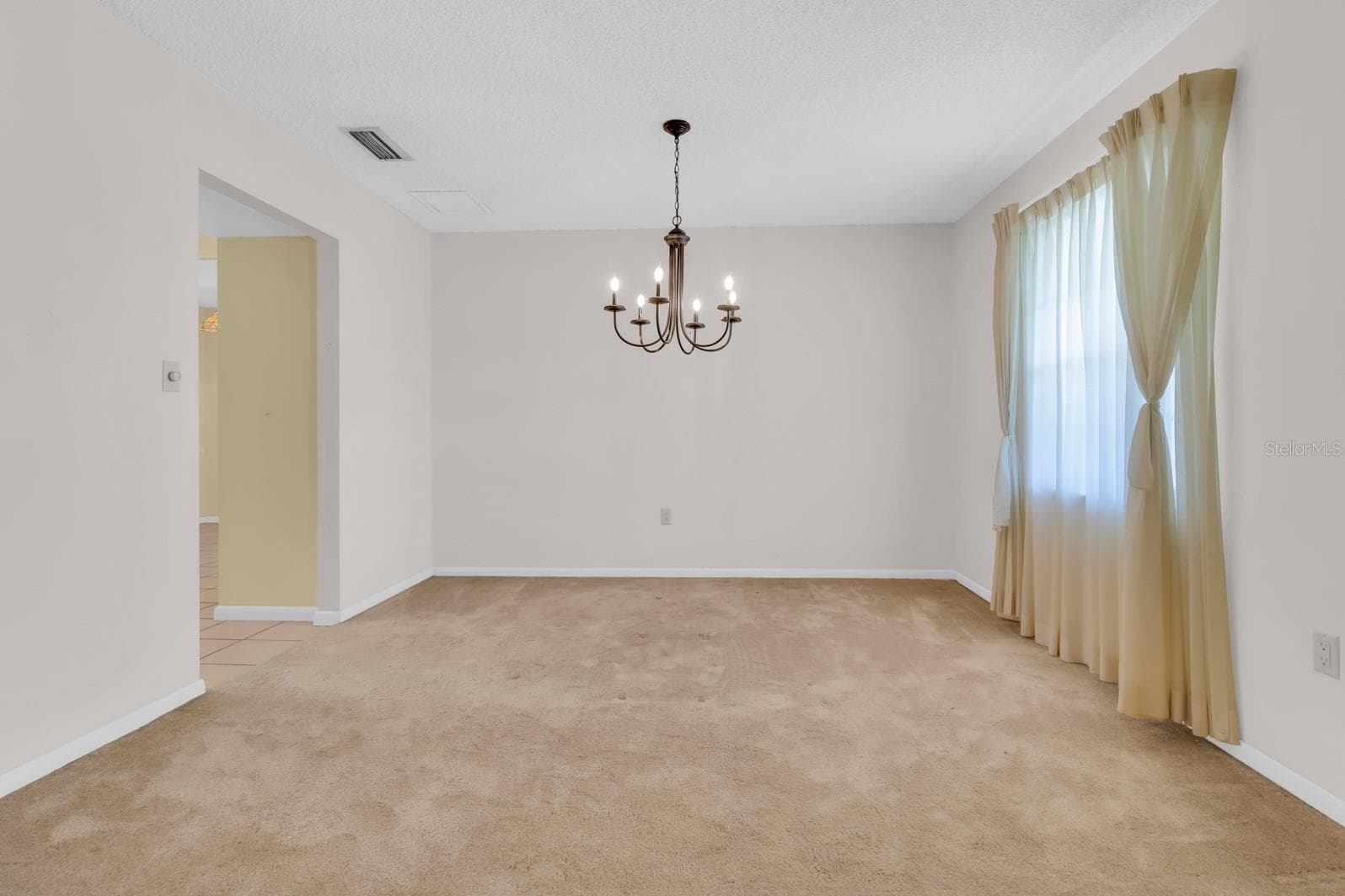 Single Family Residence at 127 ALDEAN DR, SANFORD, photo 7 of 40
