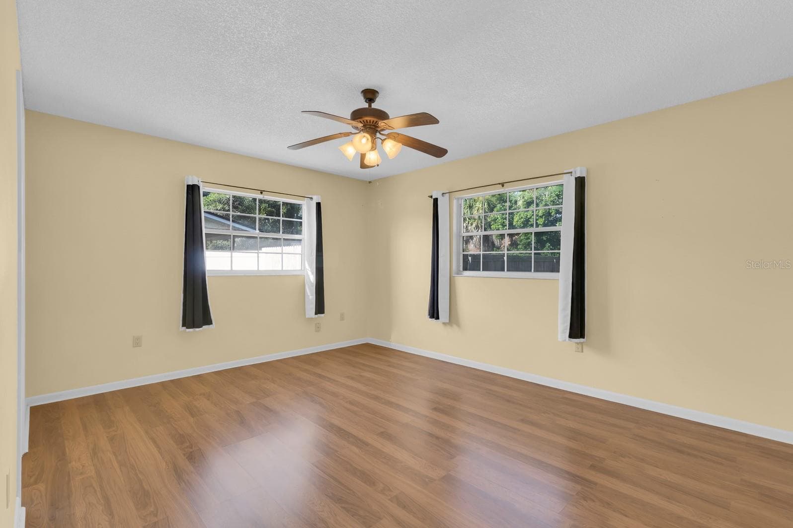 Single Family Residence at 127 ALDEAN DR, SANFORD, photo 25 of 40