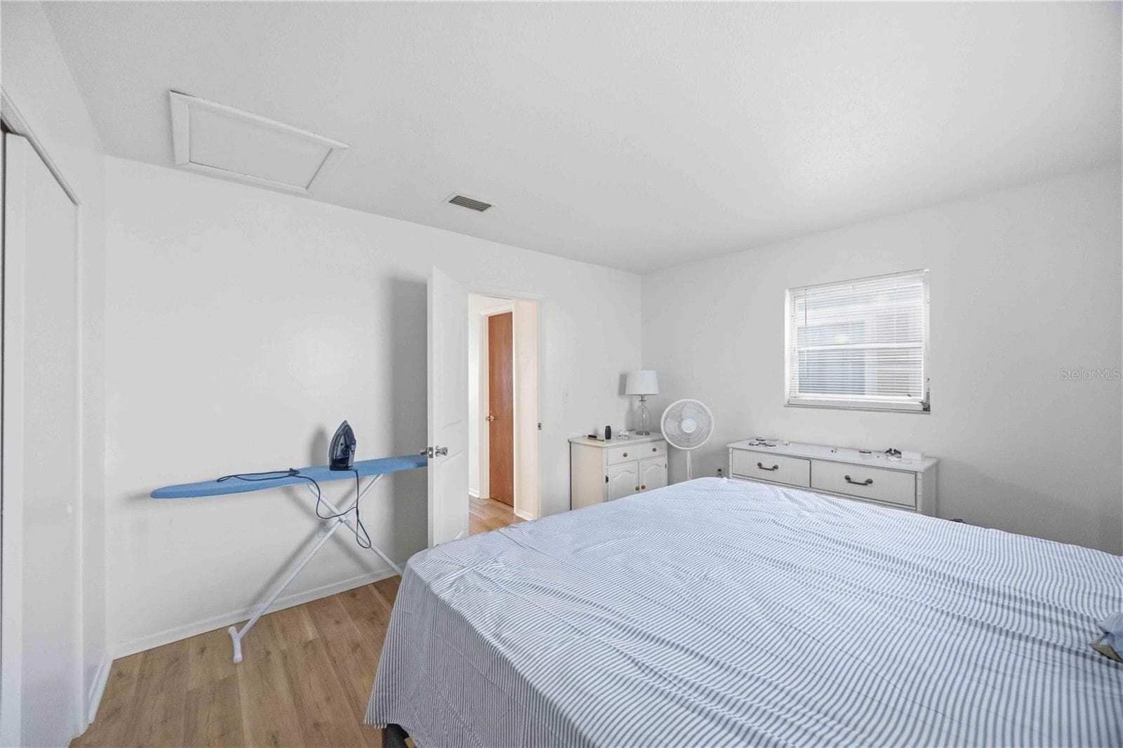 Condominium at 525 MANATEE CT #10, VENICE, photo 18 of 89