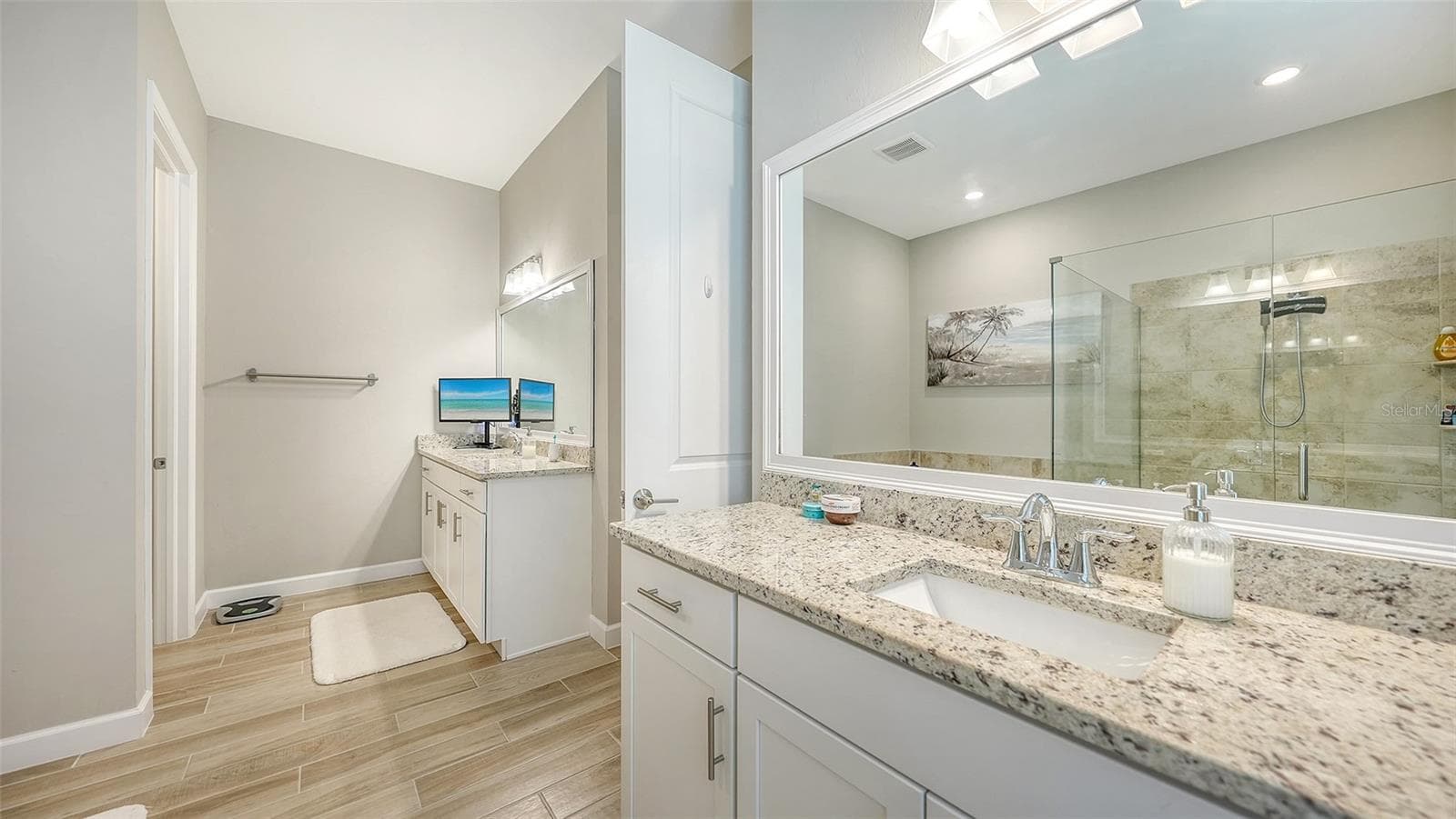 Master Bath-dual sinks - 4915 SPARKLING SEA LN, BRADENTON
