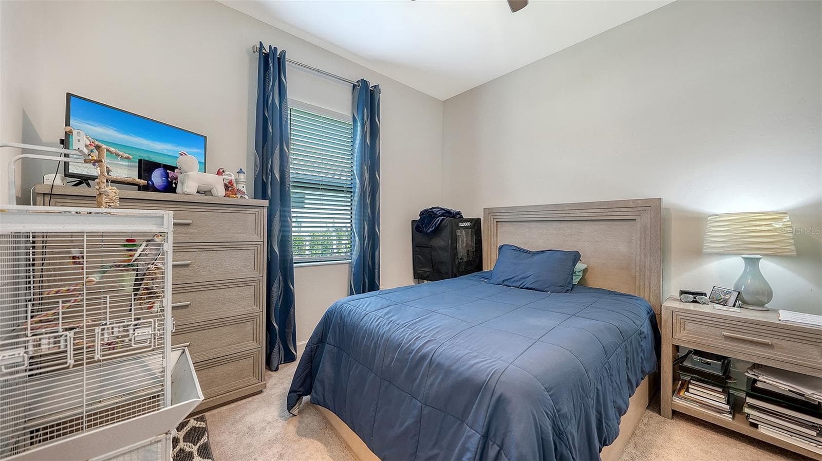 Guest bedroom - 4915 SPARKLING SEA LN, BRADENTON