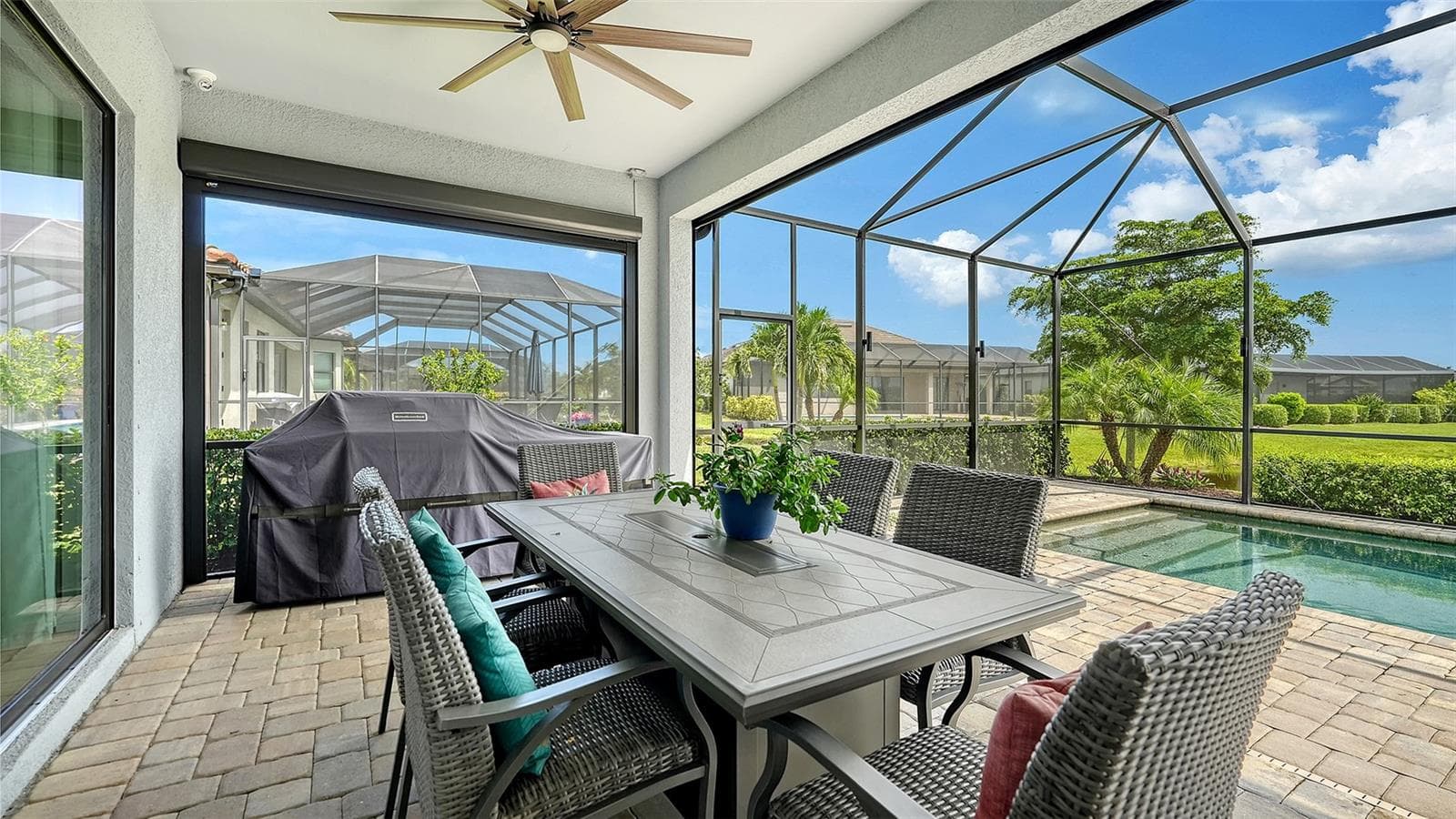 Single Family Residence at 4915 SPARKLING SEA LN, BRADENTON, photo 41 of 83