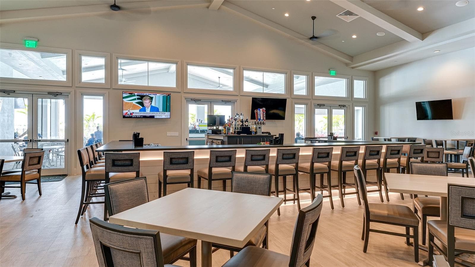 Single Family Residence at 4915 SPARKLING SEA LN, BRADENTON, photo 73 of 83