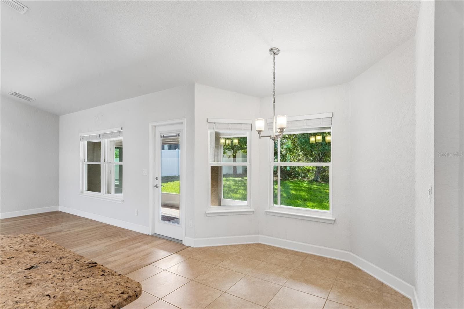 Kitchen nook - 145 LINDER DR, HOMOSASSA