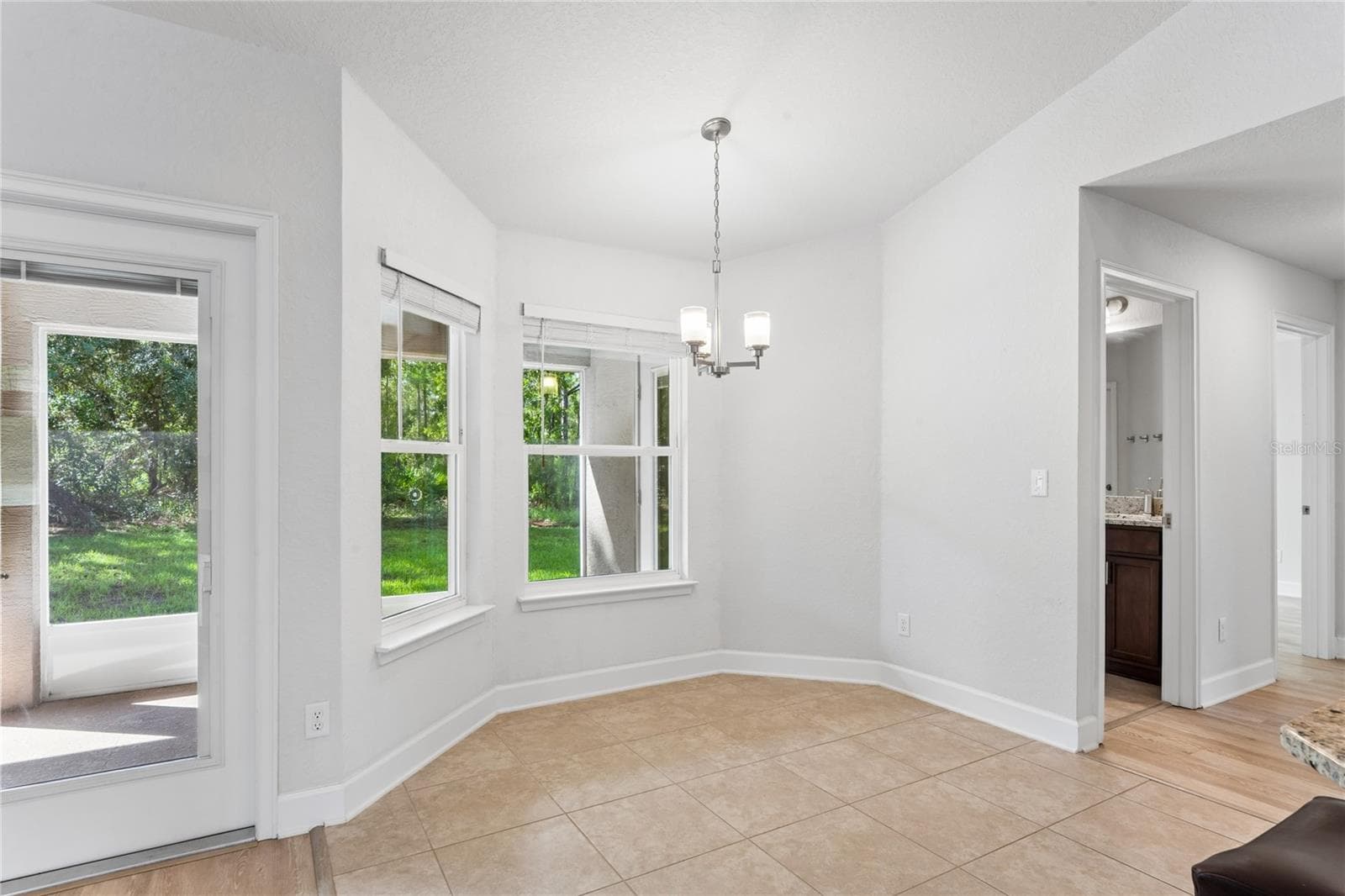 Kitchen nook - 145 LINDER DR, HOMOSASSA