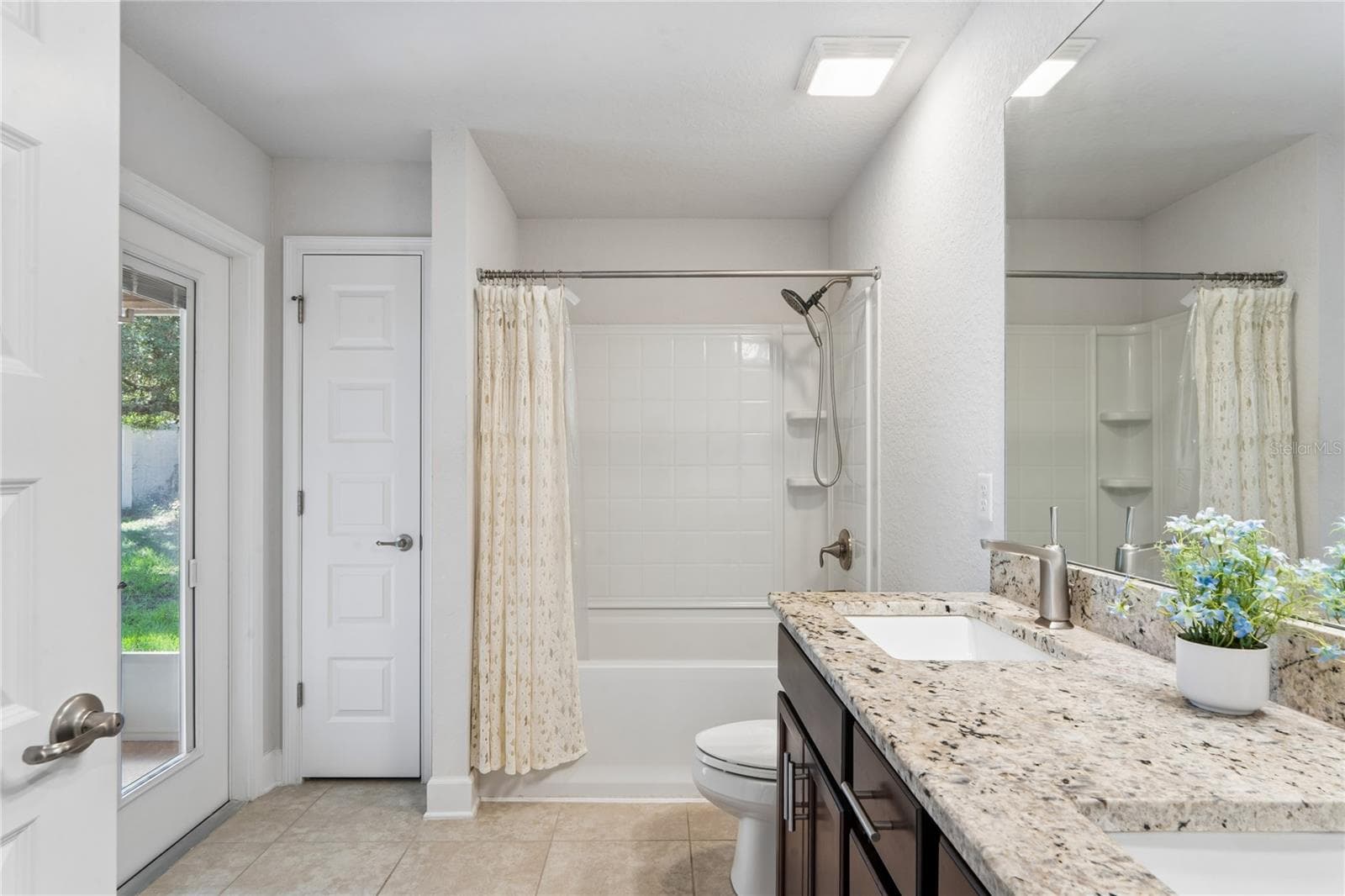 2nd Bathroom - 145 LINDER DR, HOMOSASSA