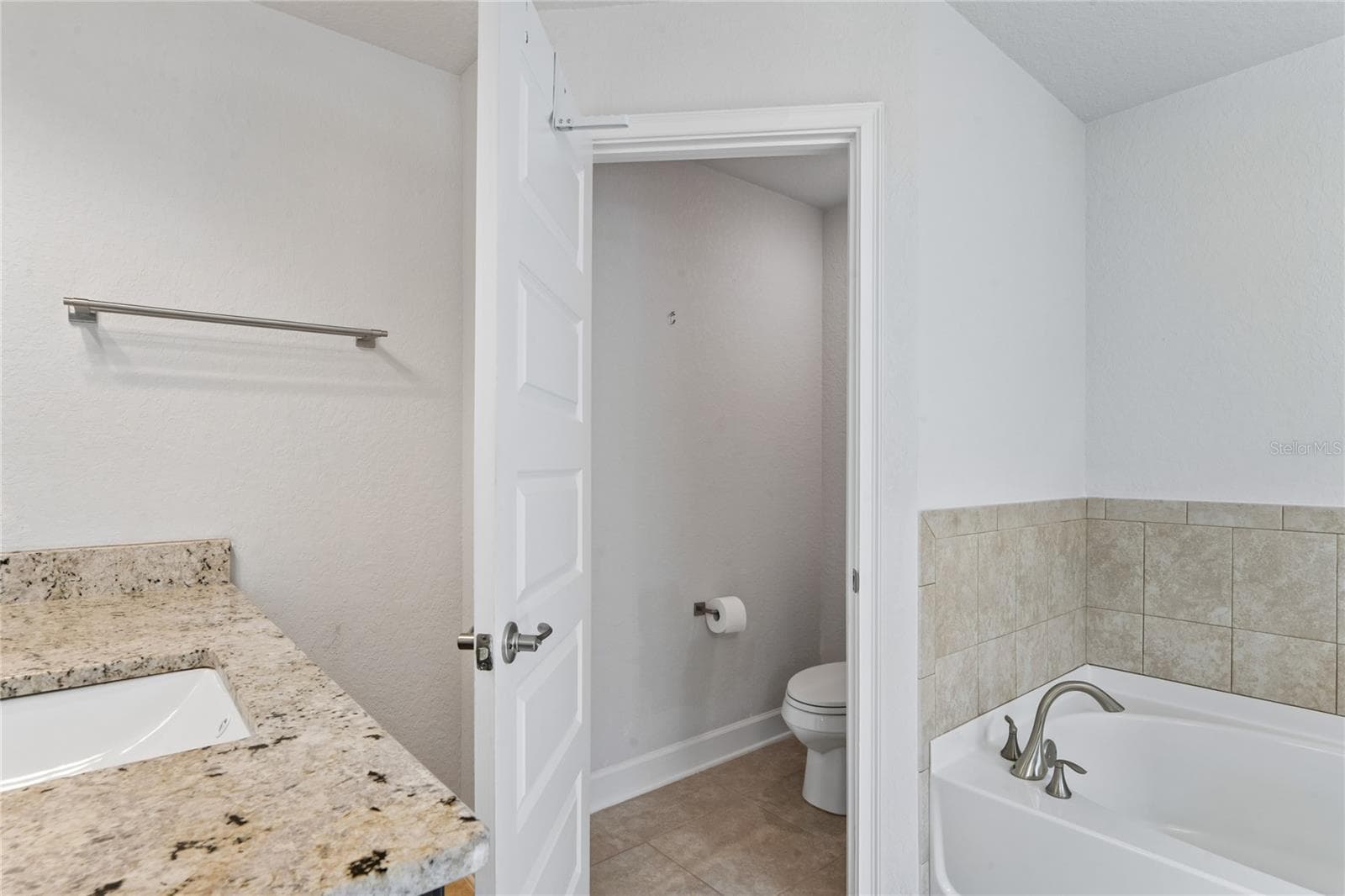 Private water closet/toilet - 145 LINDER DR, HOMOSASSA