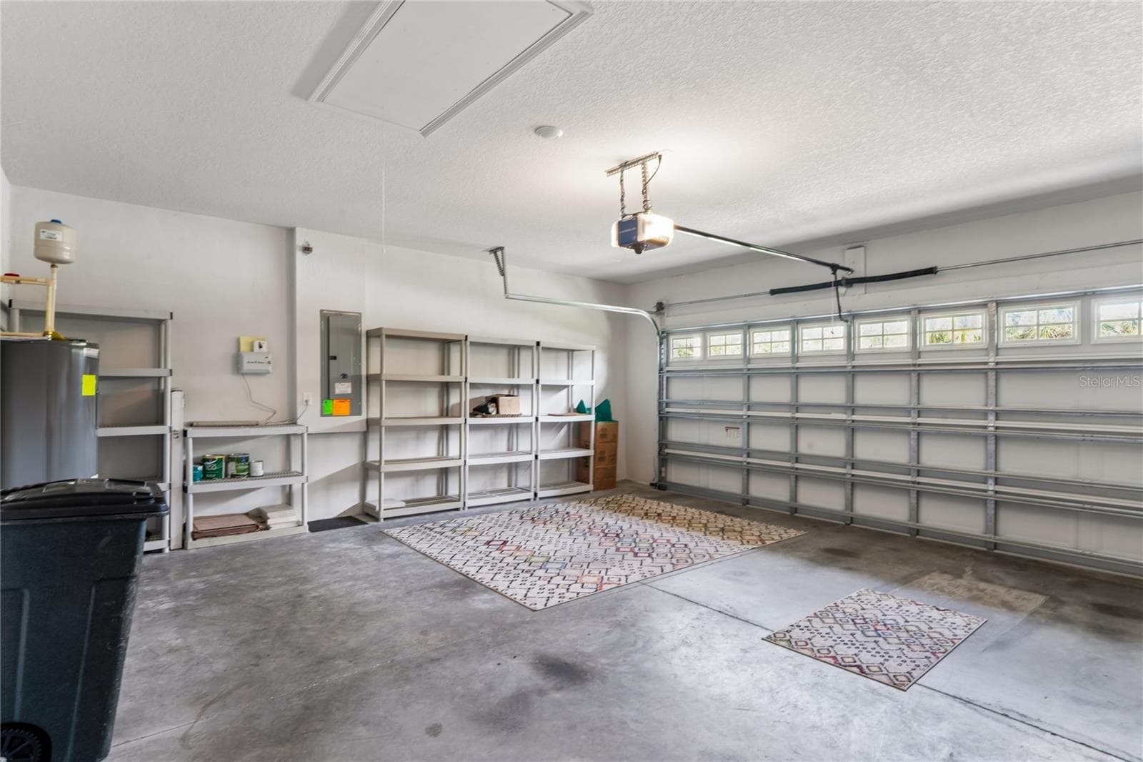 Good size garage (storage space on either side) - 145 LINDER DR, HOMOSASSA