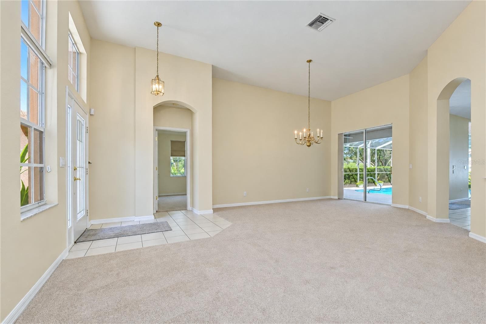 Single Family Residence at 2202 LONGMORE CIR, VALRICO, photo 5 of 34