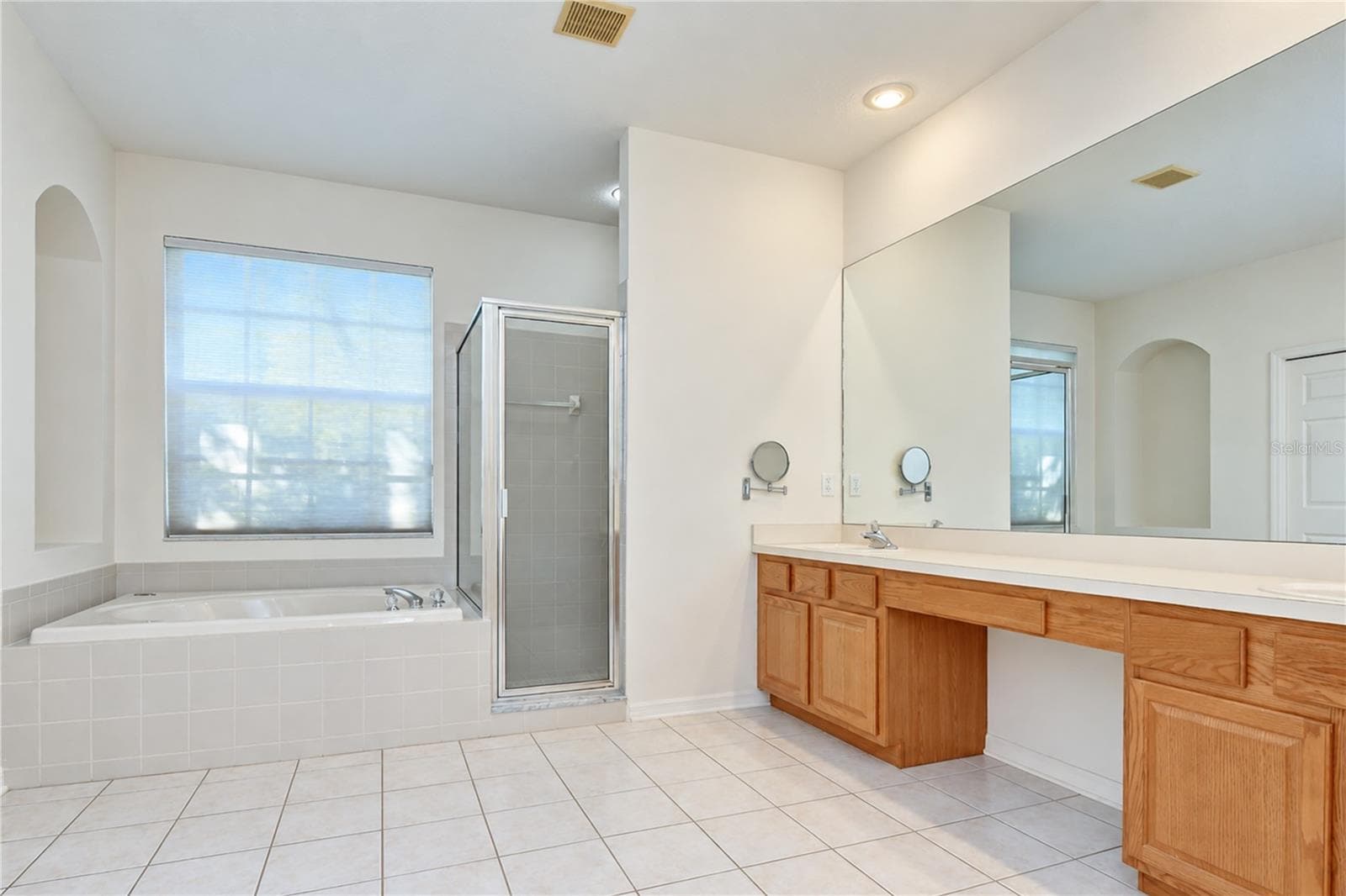 Single Family Residence at 2202 LONGMORE CIR, VALRICO, photo 15 of 34