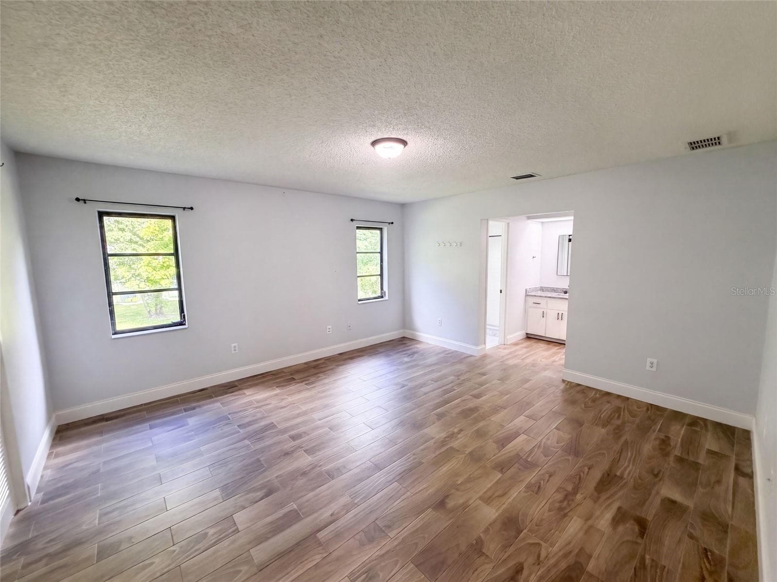 Single Family Residence at 15 SHUMARD CT E, HOMOSASSA, photo 4 of 30