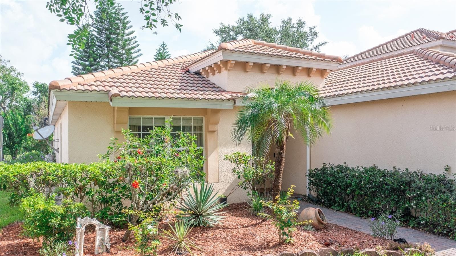 Single Family Residence at 5897 BUFORD ST, ORLANDO, photo 3 of 34