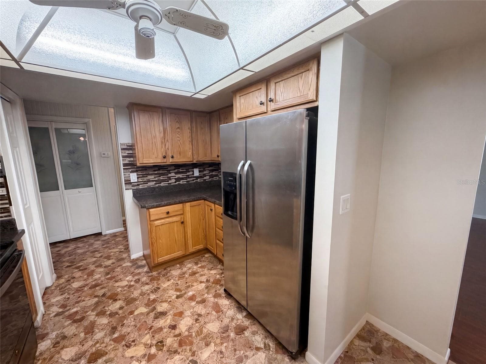 Single Family Residence at 11187 BLYTHVILLE RD, SPRING HILL, photo 6 of 33