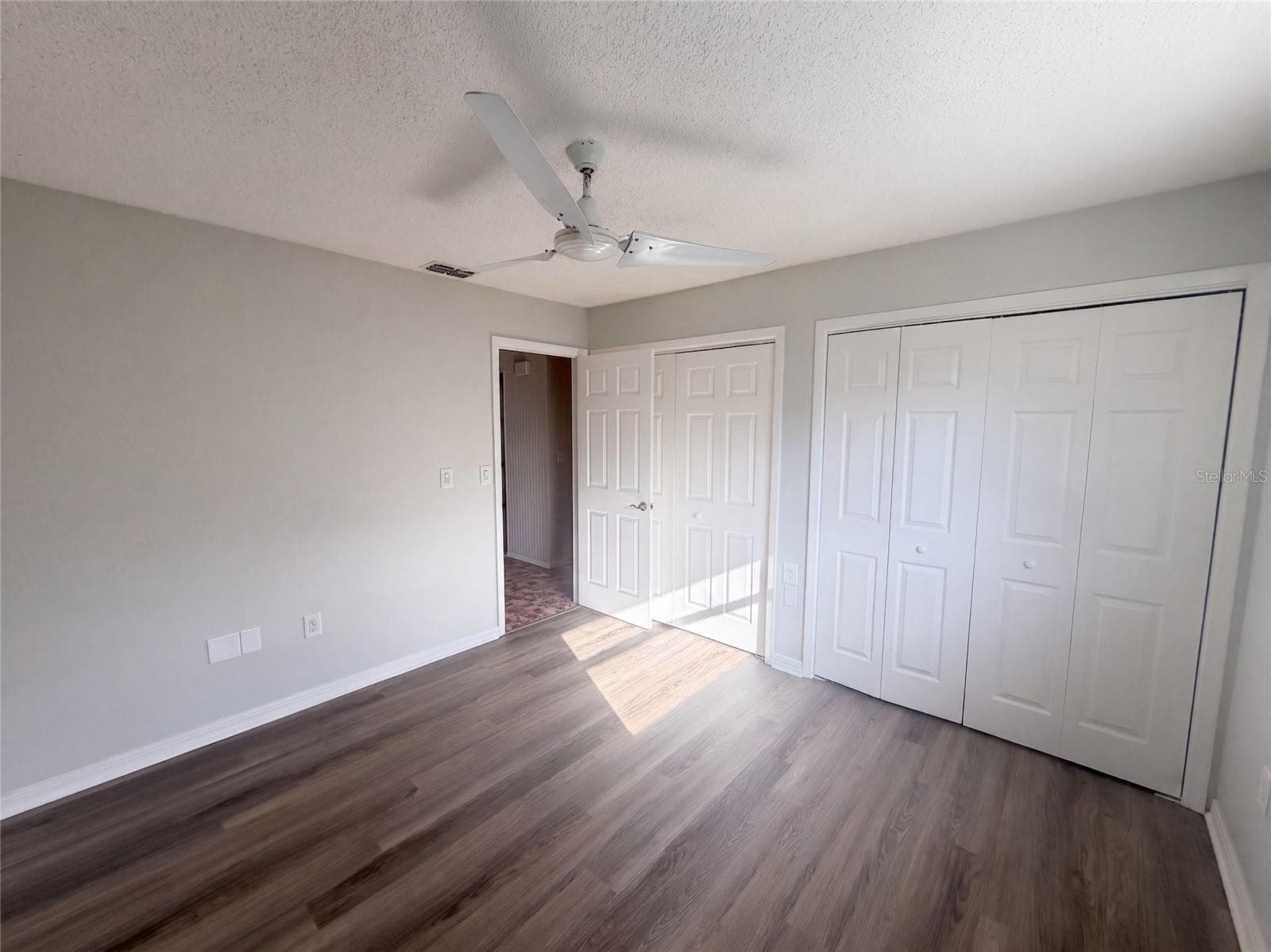 Single Family Residence at 11187 BLYTHVILLE RD, SPRING HILL, photo 17 of 33