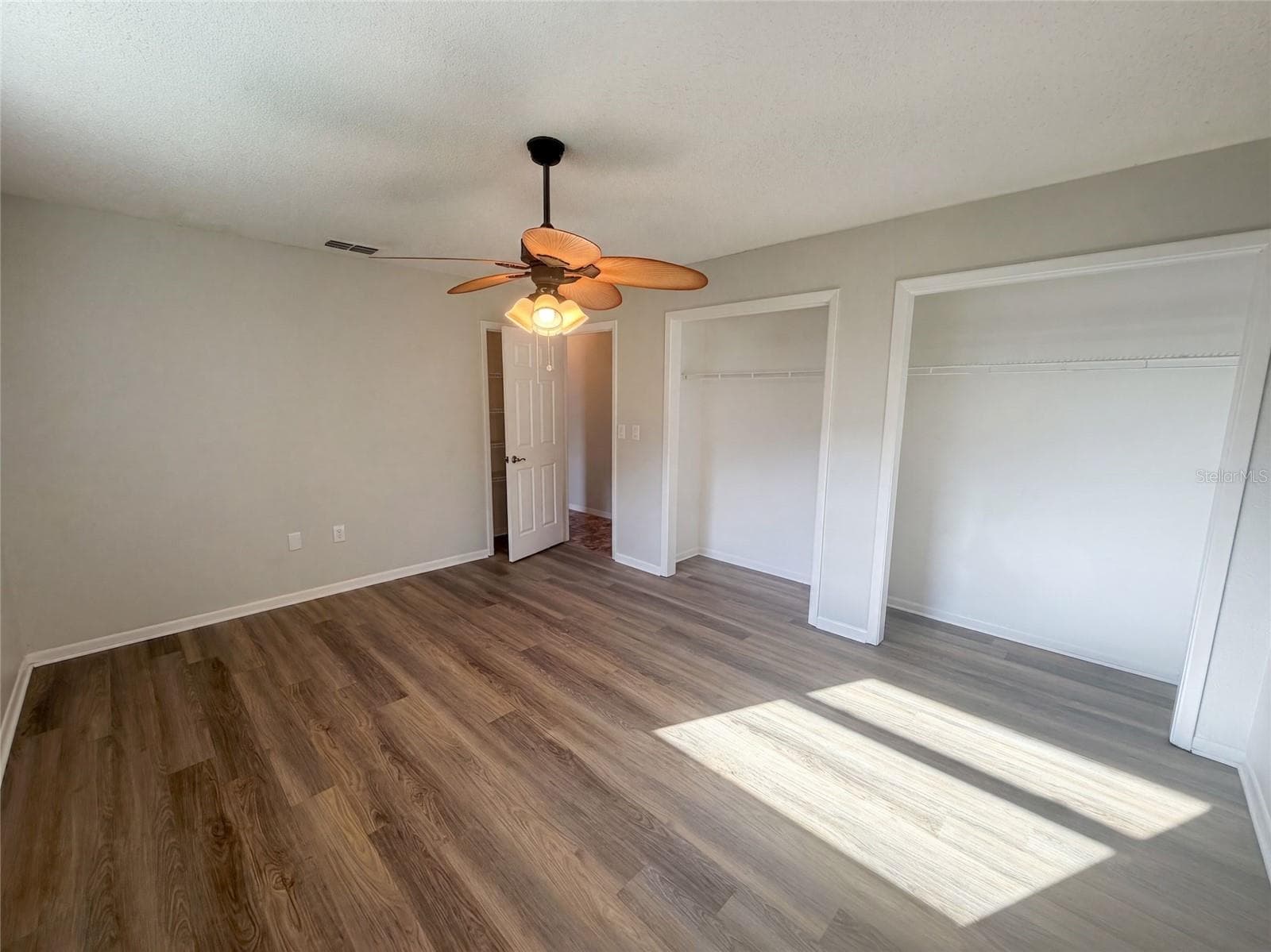 Single Family Residence at 11187 BLYTHVILLE RD, SPRING HILL, photo 21 of 33