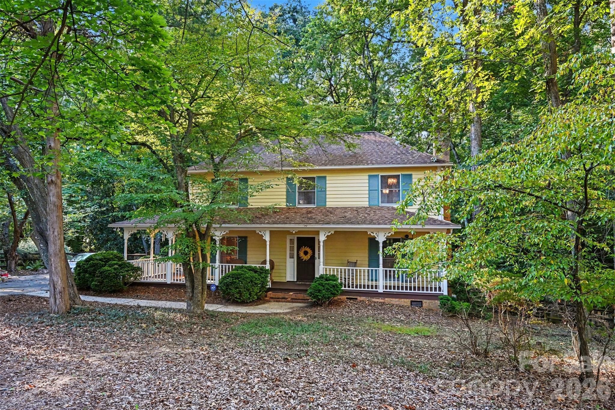Single Family Residence at 7030 Pleasant Drive, Charlotte, photo 2 of 37