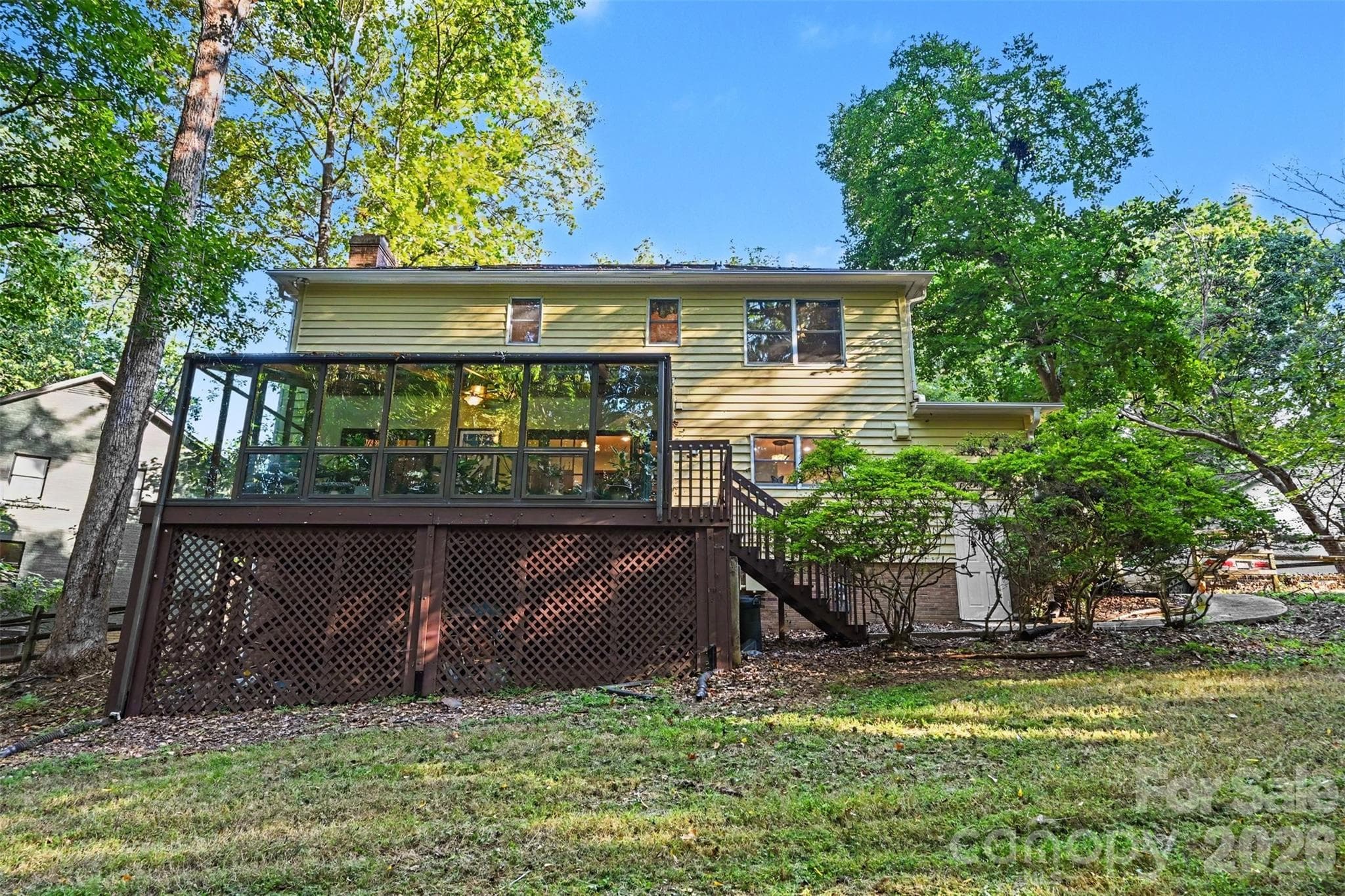 Single Family Residence at 7030 Pleasant Drive, Charlotte, photo 33 of 37