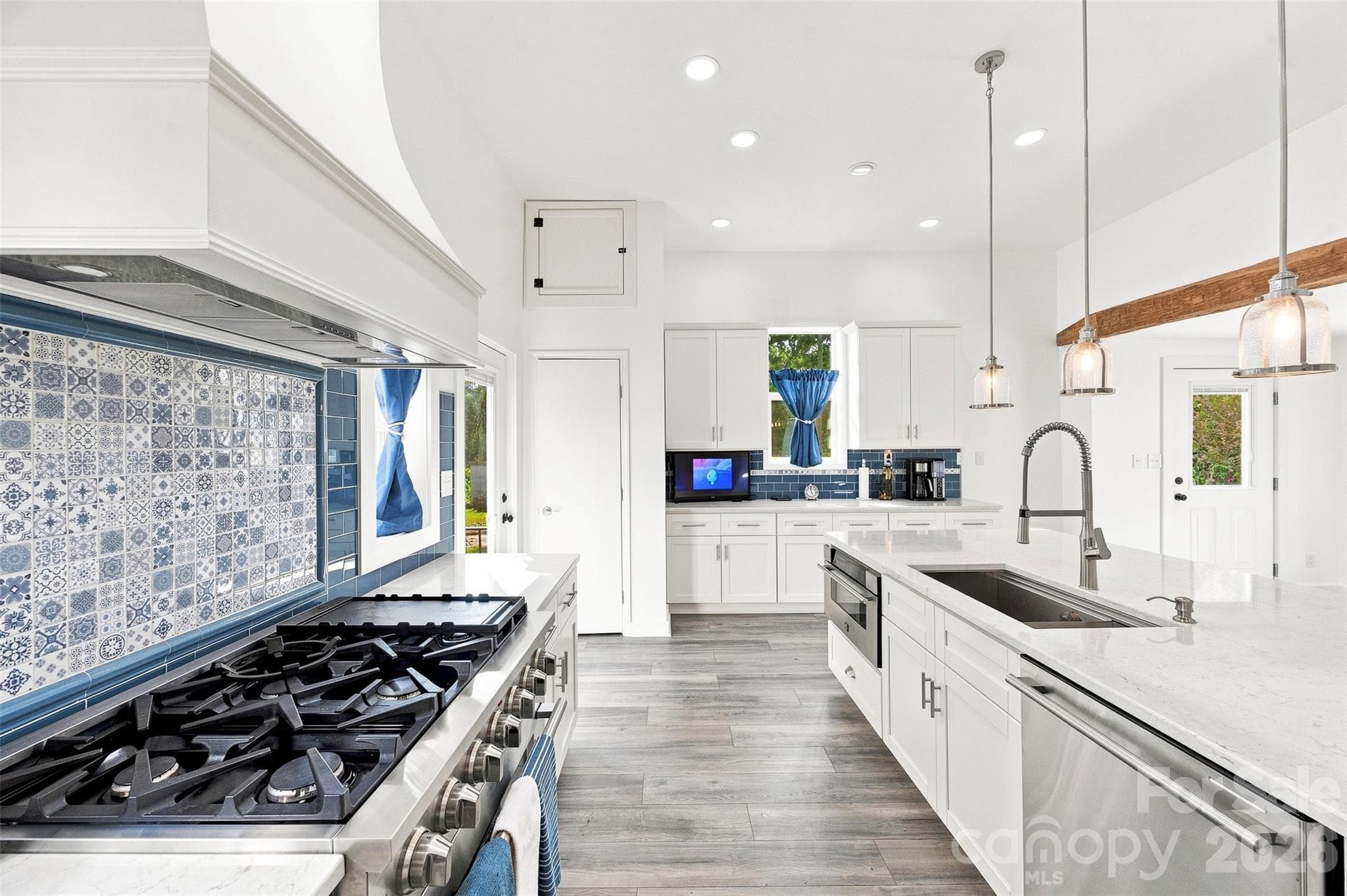 3628 Rainey Ave - 3628 Rainey Avenue, Sharon