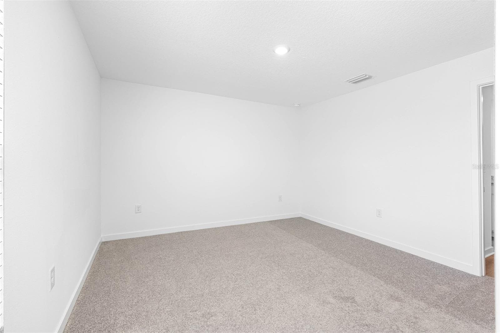 Single Family Residence at 15247 GLOSSY IBIS RD, BROOKSVILLE, photo 10 of 16