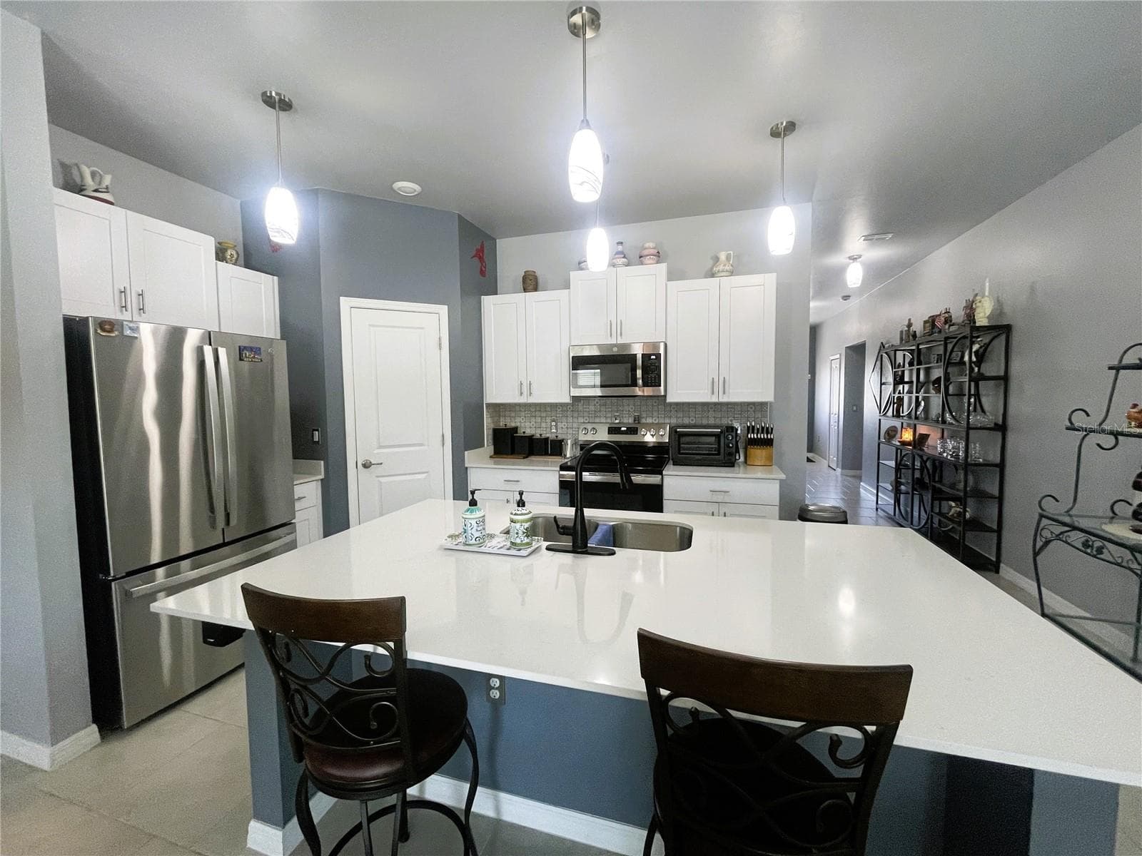 Single Family Residence at 141 HERCULES DR, ROTONDA WEST, photo 6 of 31