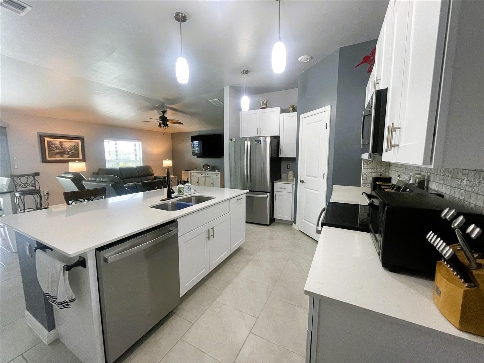 Single Family Residence at 141 HERCULES DR, ROTONDA WEST, photo 7 of 31