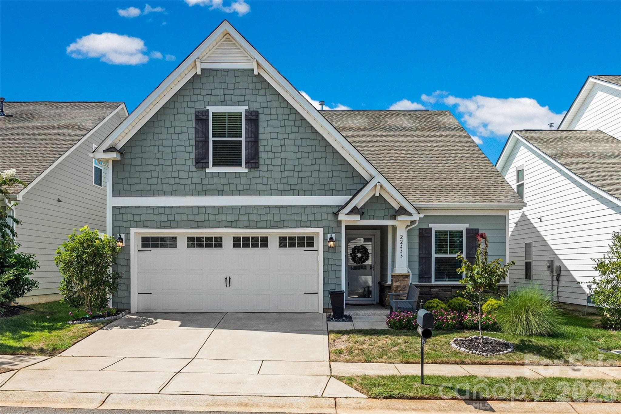 Front of home - 22444 Gateway Drive, Lancaster