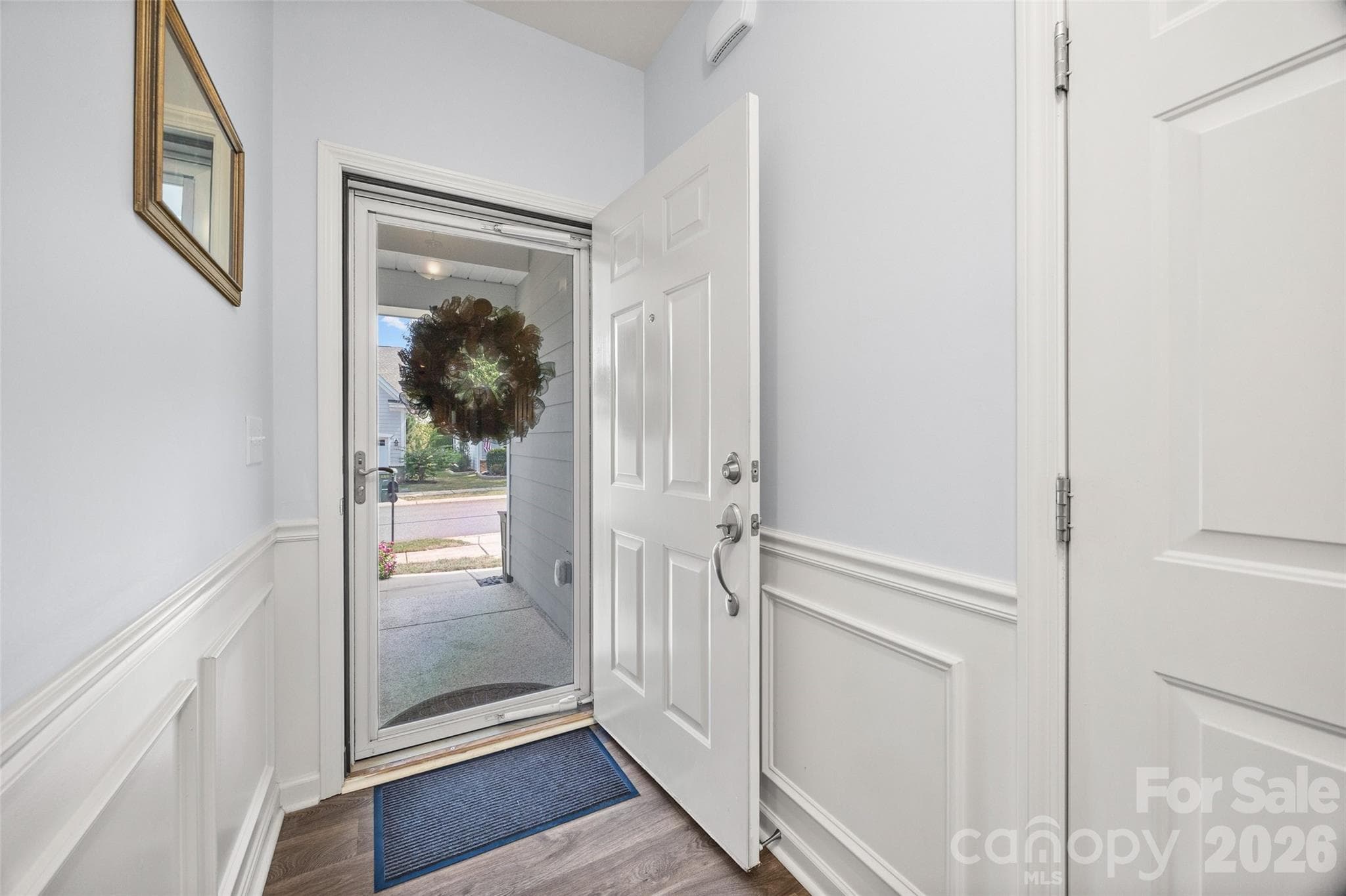 Foyer - 22444 Gateway Drive, Lancaster