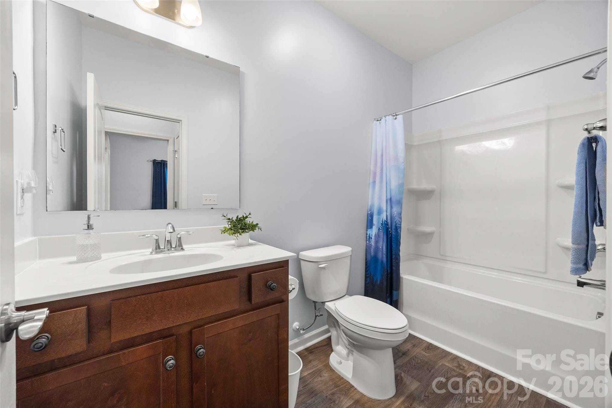 2nd Bath - 22444 Gateway Drive, Lancaster