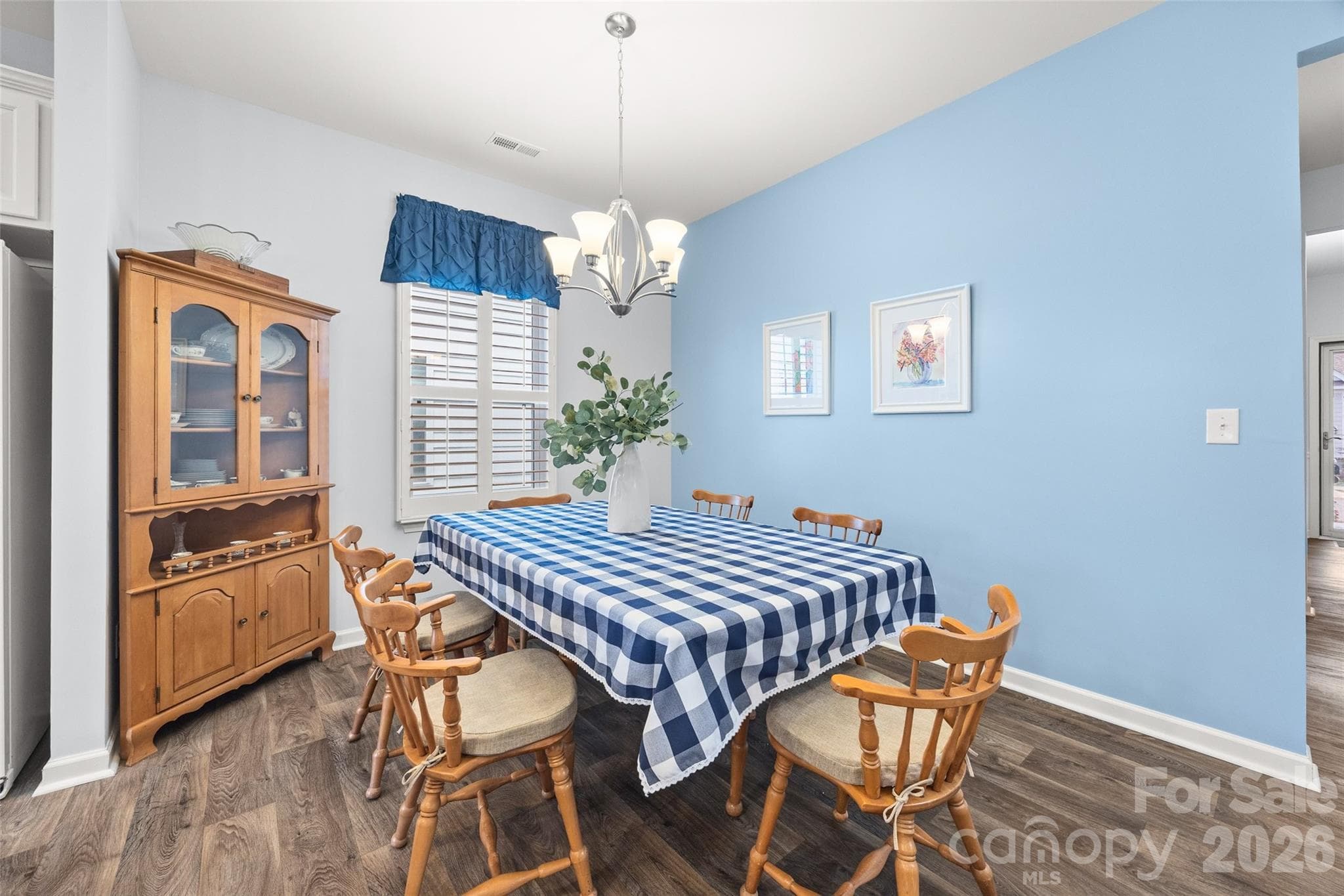 Dining area - 22444 Gateway Drive, Lancaster