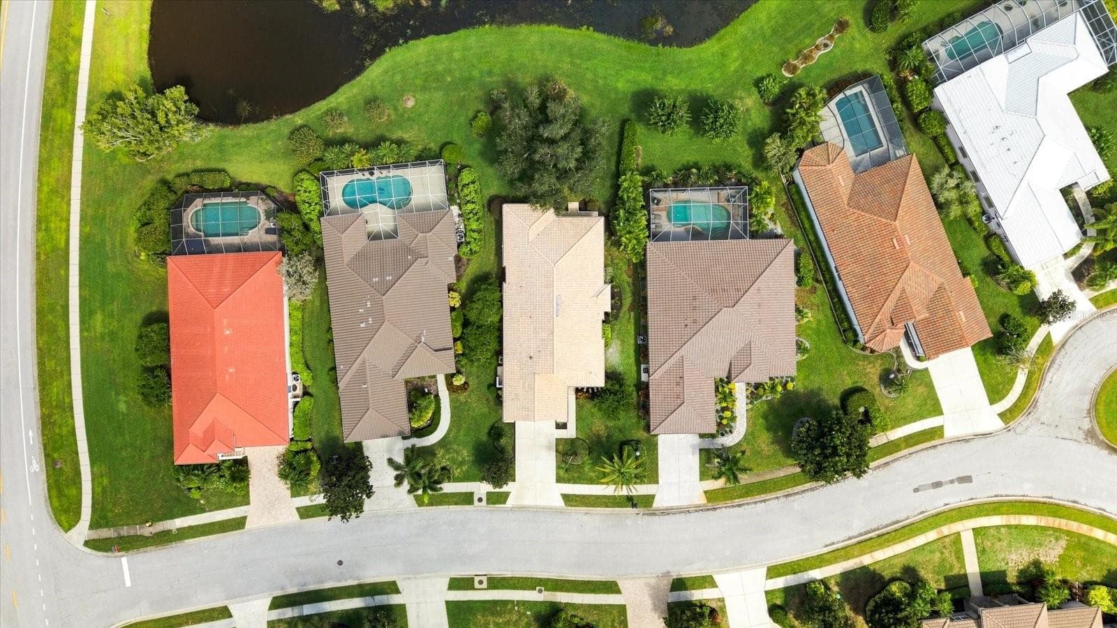 Single Family Residence at 10209 SILVERADO CIR, LAKEWOOD RANCH, photo 57 of 61