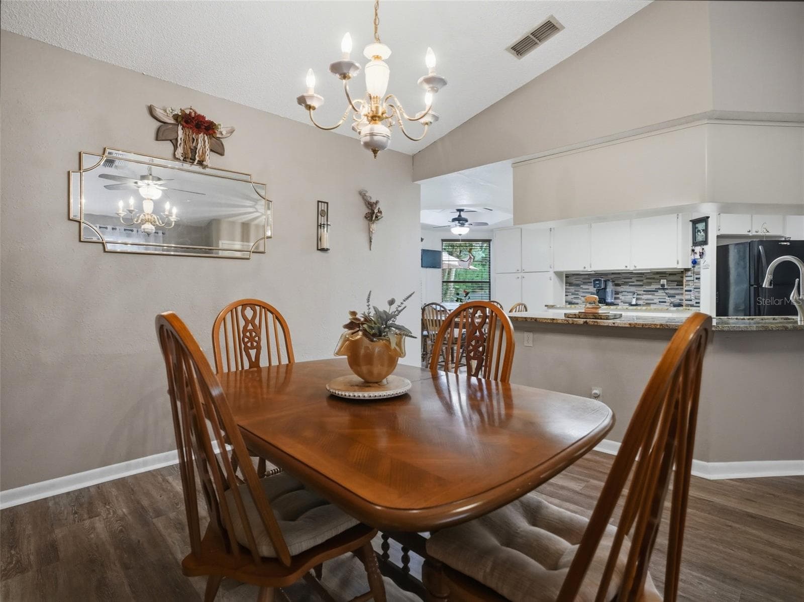 Single Family Residence at 24088 EPPLEY DR, BROOKSVILLE, photo 13 of 42