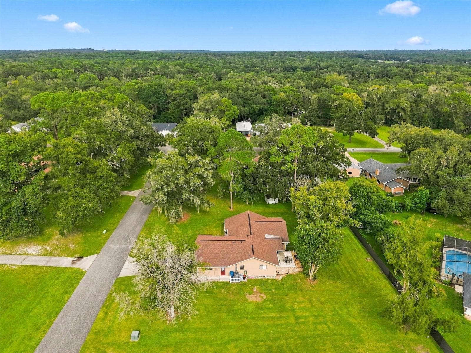 Single Family Residence at 24088 EPPLEY DR, BROOKSVILLE, photo 36 of 42
