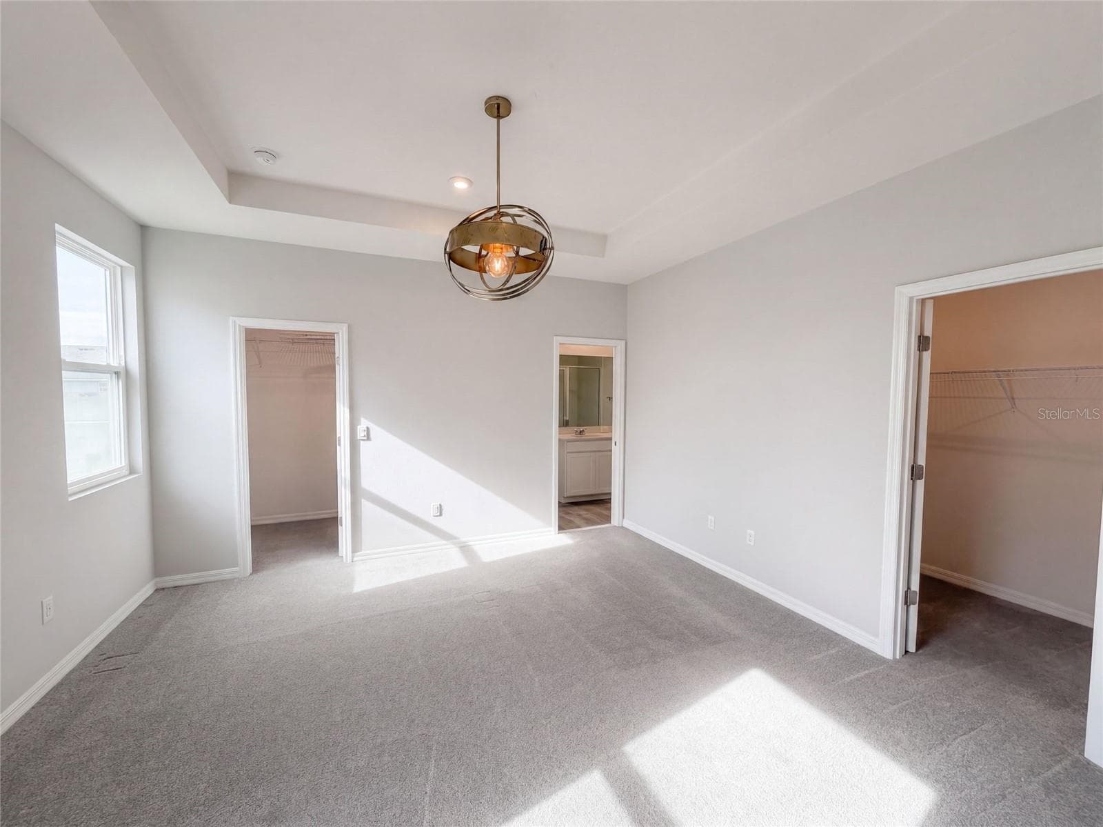 Single Family Residence at 11945 GLOBE ST, ORLANDO, photo 4 of 33