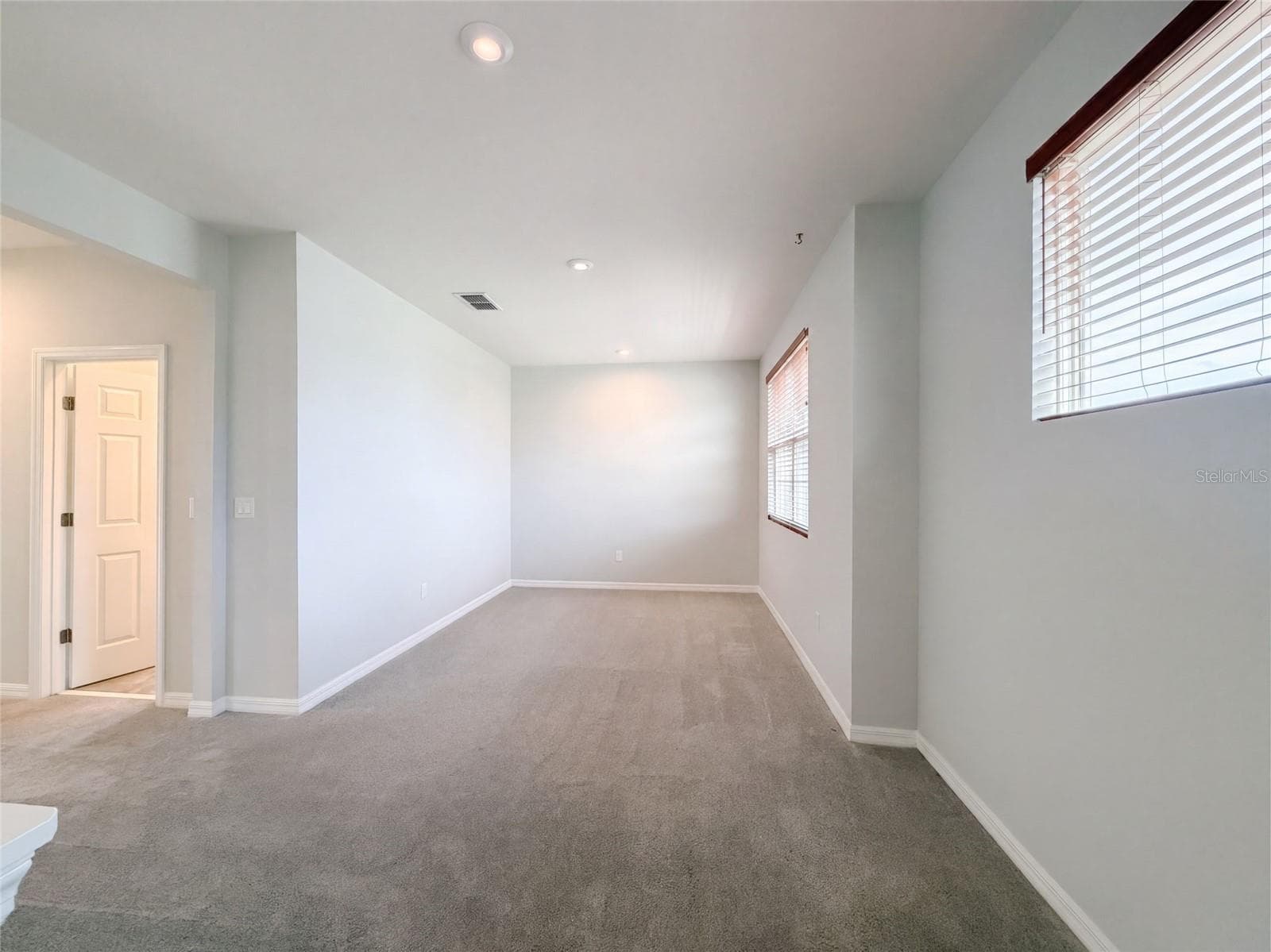 Single Family Residence at 11945 GLOBE ST, ORLANDO, photo 26 of 33