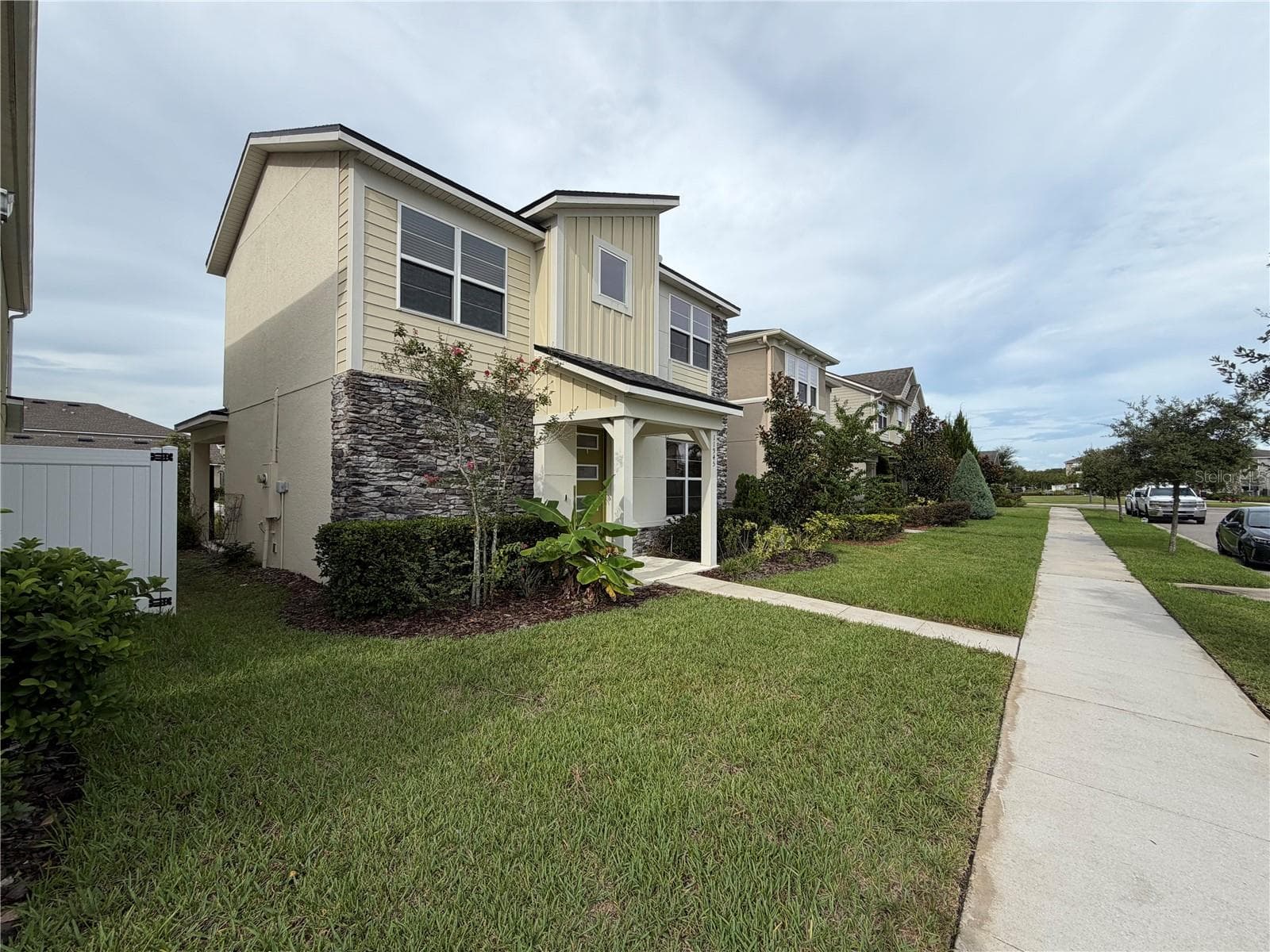 Single Family Residence at 11945 GLOBE ST, ORLANDO, photo 28 of 33