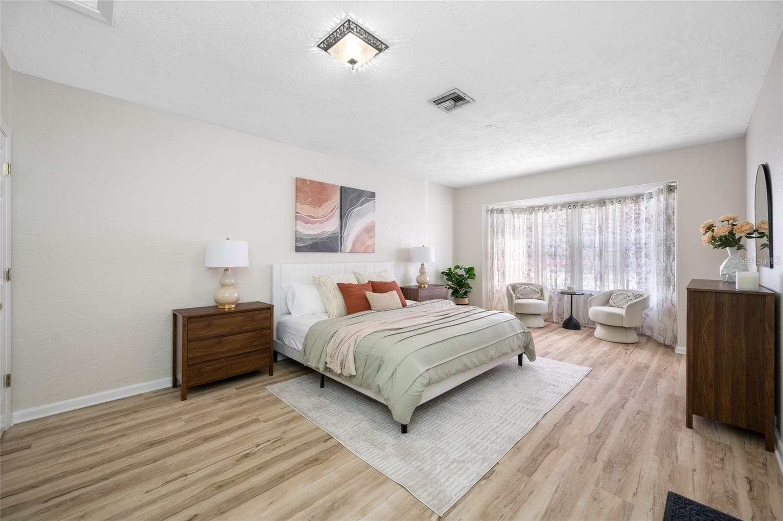 Single Family Residence at 8056 30TH AVE N, ST PETERSBURG, photo 15 of 36