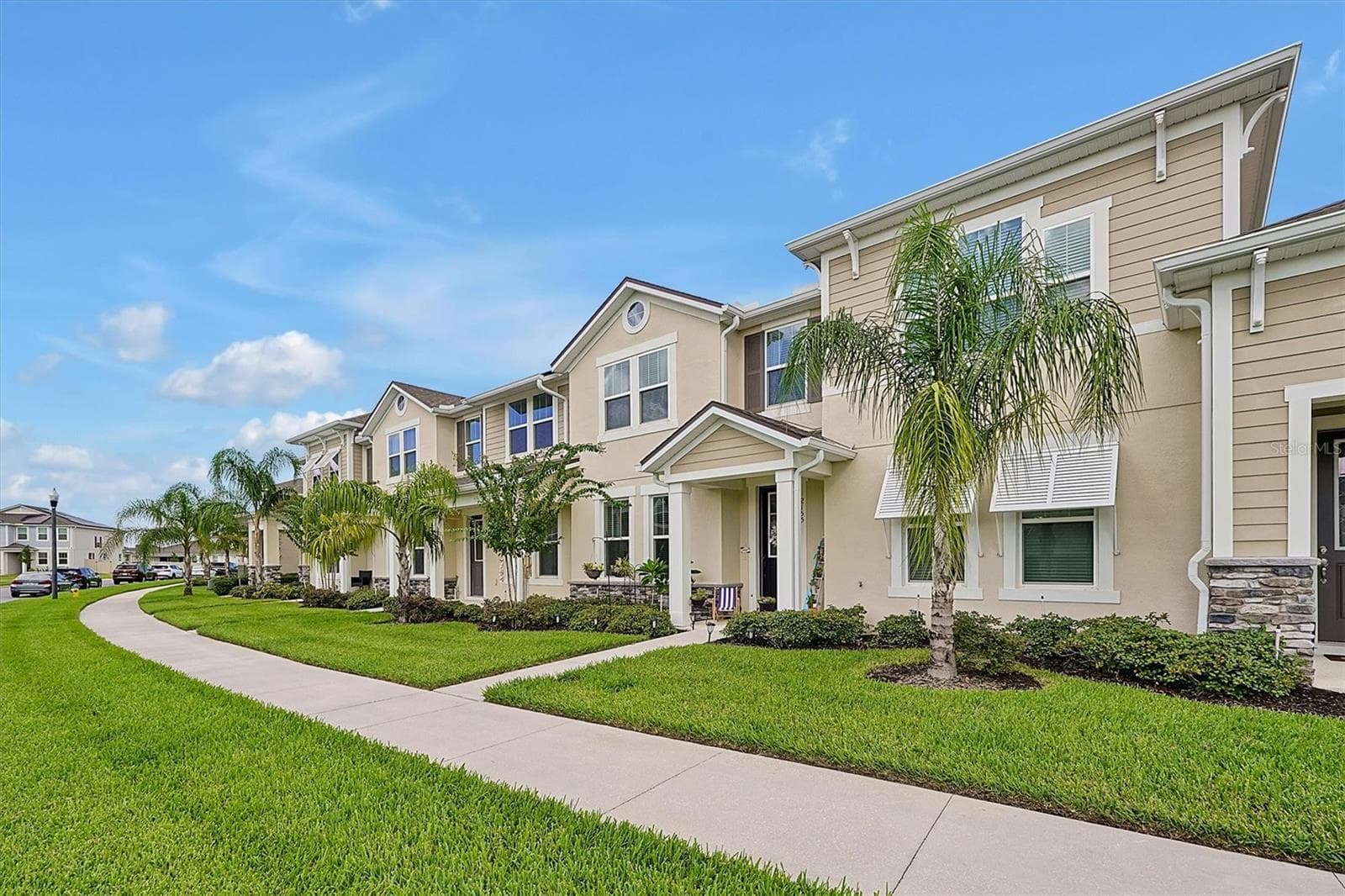 Townhouse at 2155 VALENCIA BLOSSOM ST, CLERMONT, photo 2 of 37