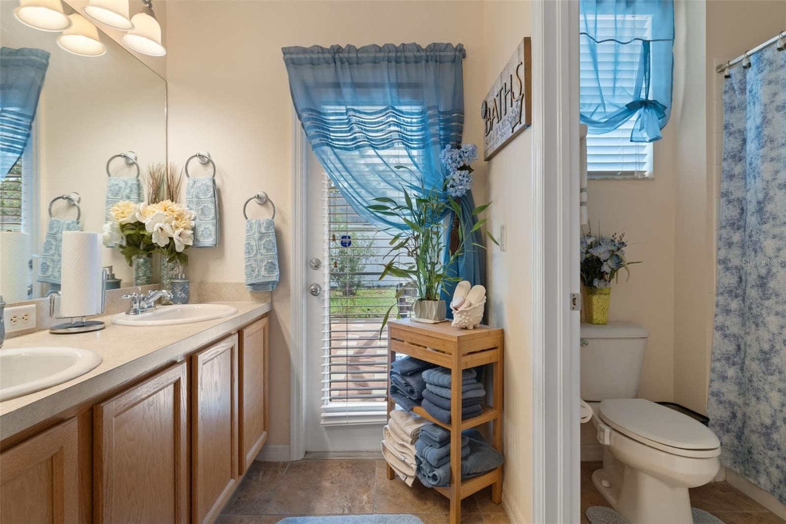 The Guest Bathroom - 14056 LEYBOURNE WAY, SPRING HILL