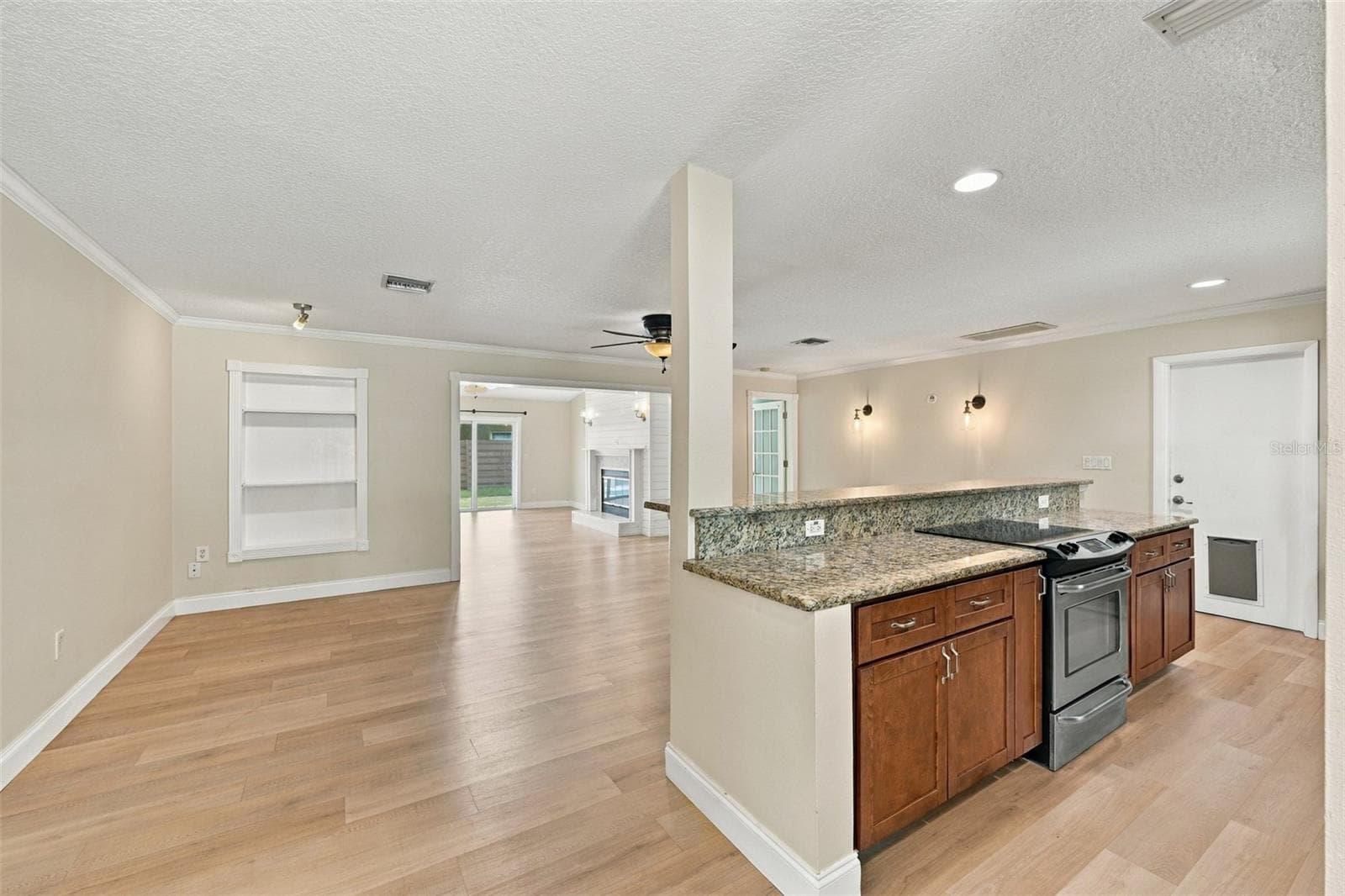 Single Family Residence at 11084 102ND TER, SEMINOLE, photo 4 of 40