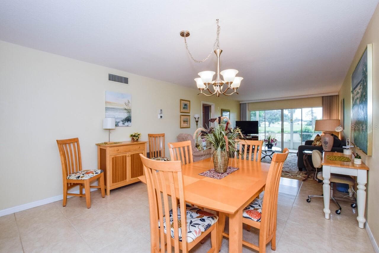 Dining Room - 439 CERROMAR LN #310, VENICE