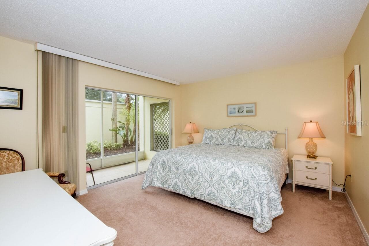 Primary Bedroom - 439 CERROMAR LN #310, VENICE