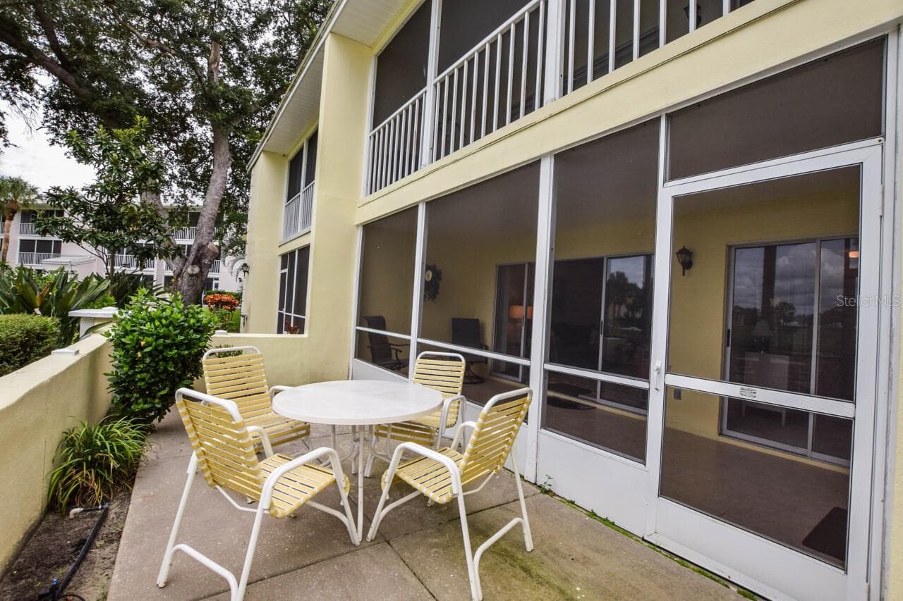 Porch/Lanai - 439 CERROMAR LN #310, VENICE