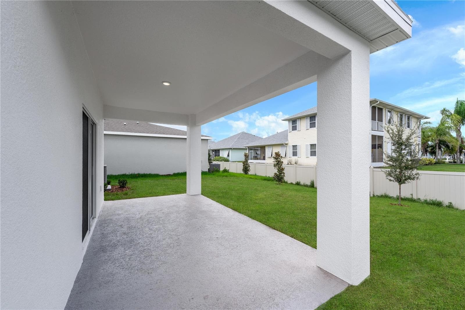 Single Family Residence at 906 CASTLEFORD AVE, PALM BAY, photo 32 of 46