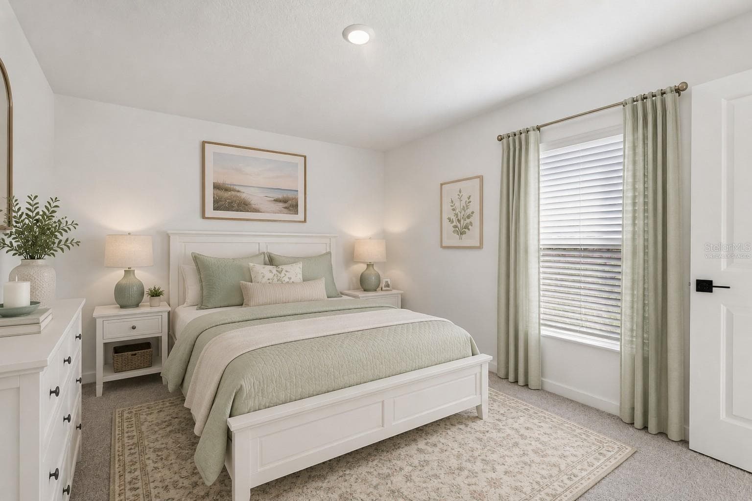 Virtually Staged - 7112 CANOPY LN, LAKELAND