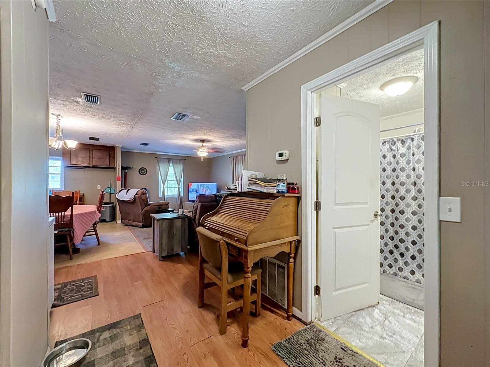 Single Family Residence at 27080 IOWA ST, HILLIARD, photo 16 of 44