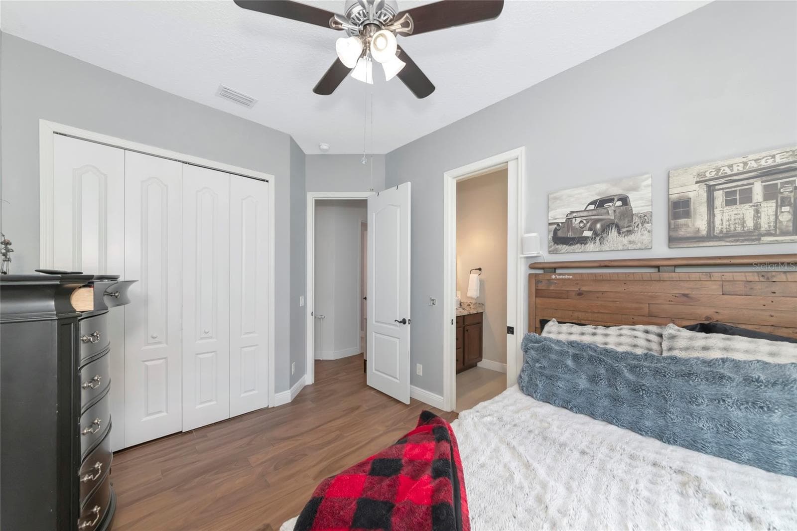 Single Family Residence at 1417 LANDVIEW LN, OSPREY, photo 32 of 82
