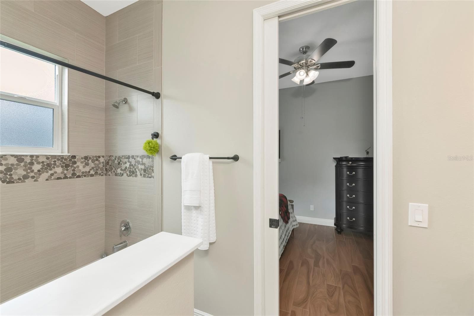Single Family Residence at 1417 LANDVIEW LN, OSPREY, photo 34 of 82
