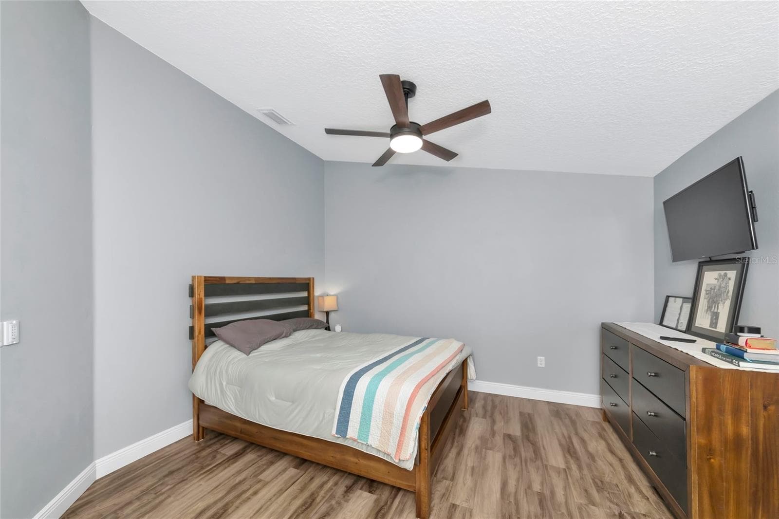 Single Family Residence at 1417 LANDVIEW LN, OSPREY, photo 44 of 82