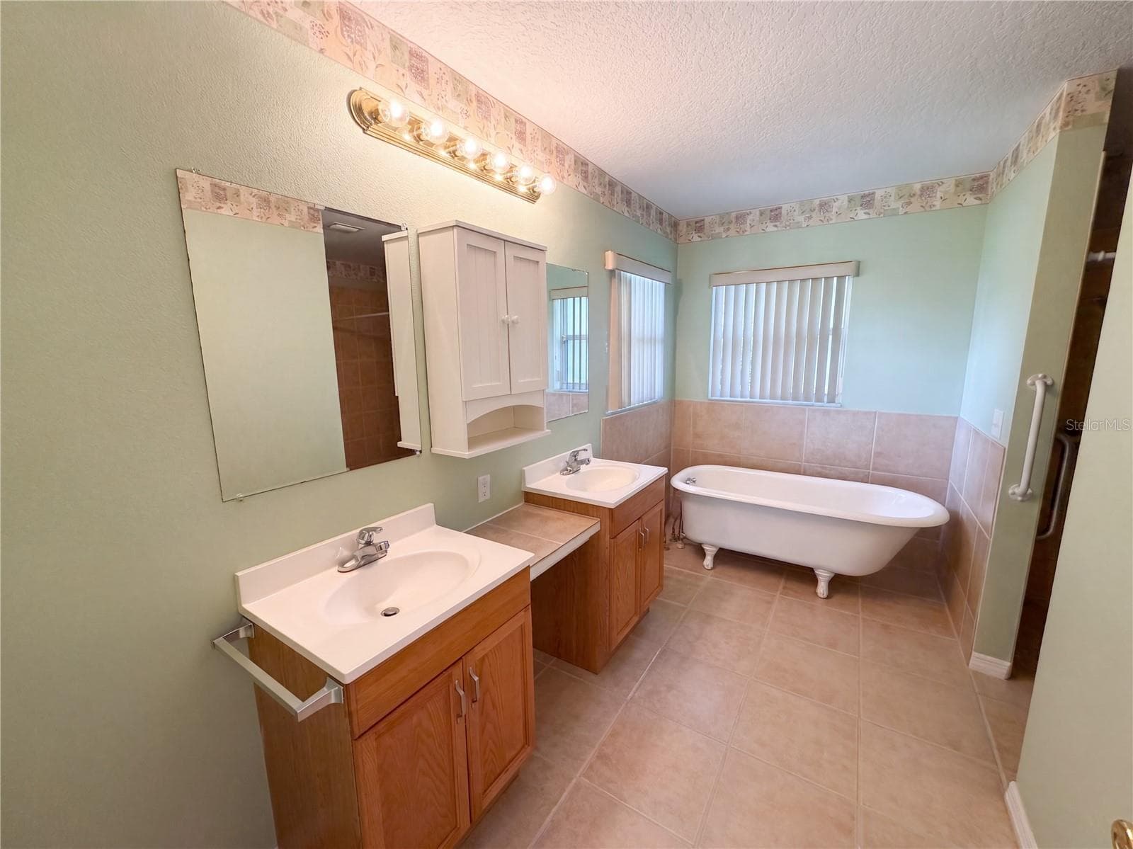 Single Family Residence at 1784 S CARRIAGE TER, HOMOSASSA, photo 26 of 51